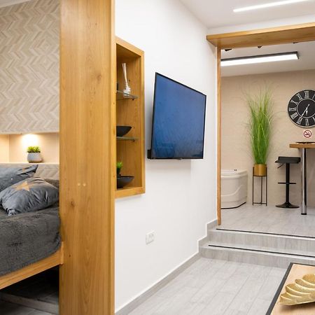 Romsuites - Amazing Atmosphere, Baha'I Gardens Main Street, German Colony Haifa Exterior photo